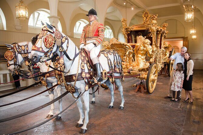Royal Tour & Buckingham Palace State Rooms or Royal Mews Option - Who Should Consider This Tour?