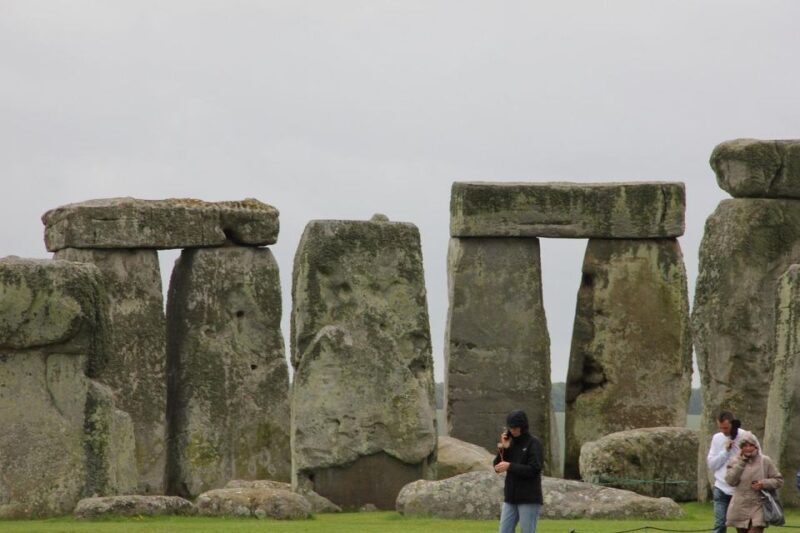 Royal Windsor Castle and Stonehenge Private Tour with passes - A Perfect Day Exploring Windsor Castle and Stonehenge