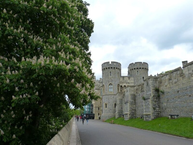 Royal Windsor Castle Tour Private including tickets - FAQ