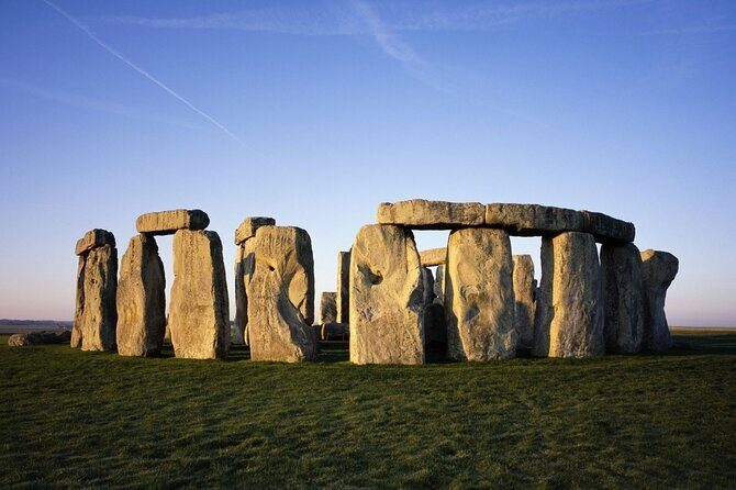 Royal Windsor & Stonehenge Private Tour - Key Points