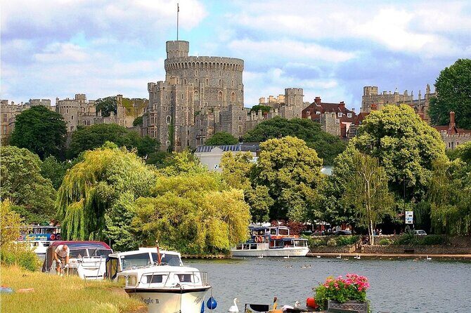 Royal Windsor & Stonehenge Private Tour - FAQs