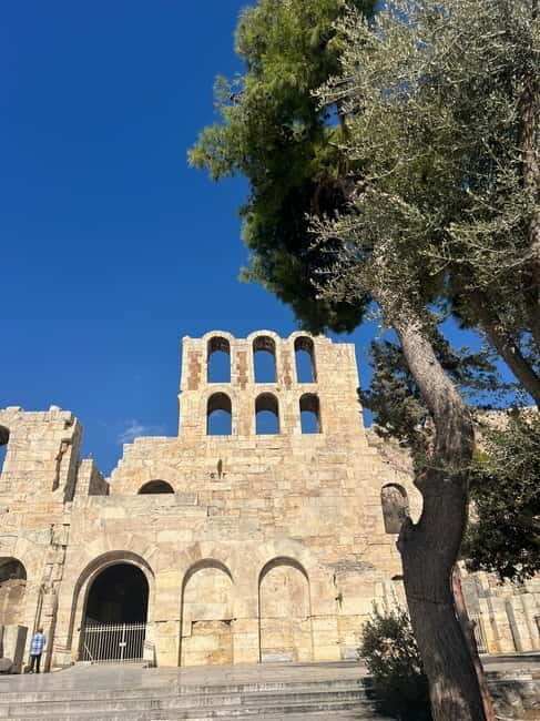 Run and Discover Athens - An In-Depth Look at What to Expect
