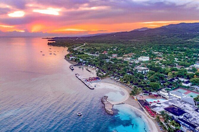Runaway Bay Hotels Airport Transfer - The Details of the Runaway Bay Hotels Airport Transfer Experience