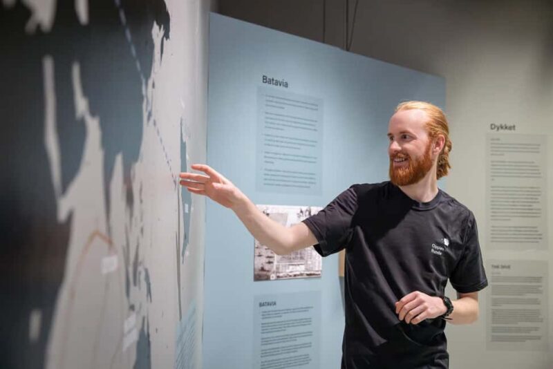 Runde: Guided Tour of Runde Enviromental Centre Exhibition - Runde: Guided Tour of Runde Environmental Centre Exhibition