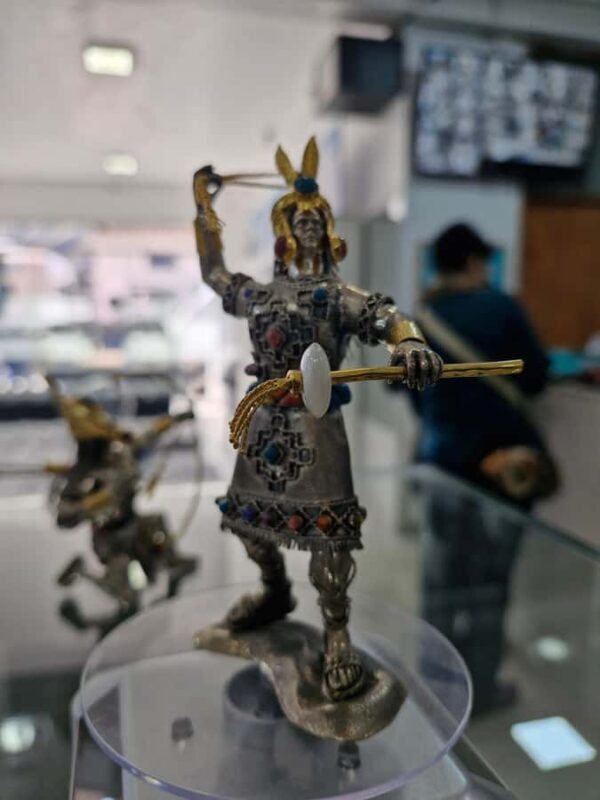 Sacred Valley of the Incas: visit Pisaq Ollantaytambo and Chincheros. - Who Should Consider This Tour?