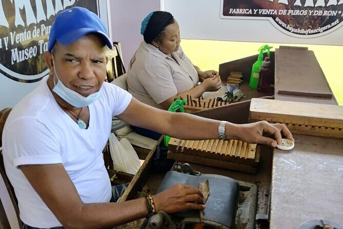 Safari discovery to Boca De Yuma  Nature, Discovery And History Of A Population - Detailed Review of the Boca de Yuma Safari Discovery Tour