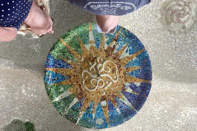 Sagrada Familia and Guell Park Small Group Tour: Drink and Tapa - The Sum Up