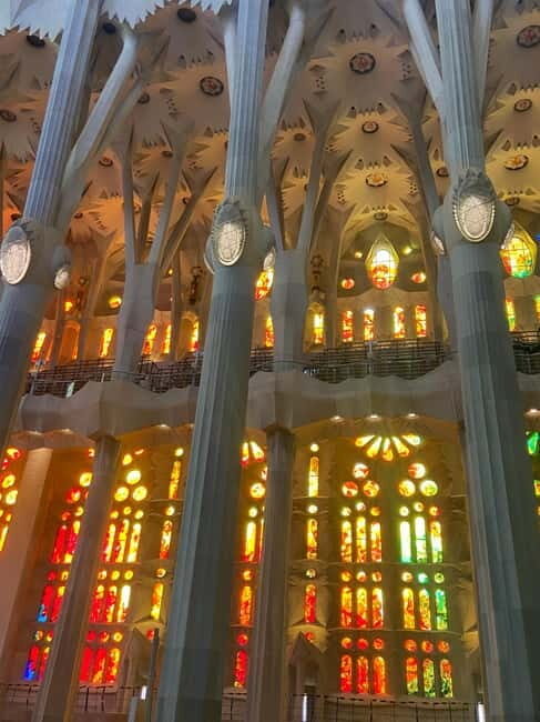Sagrada Familia Guided Tour in English: Small group - Key Points