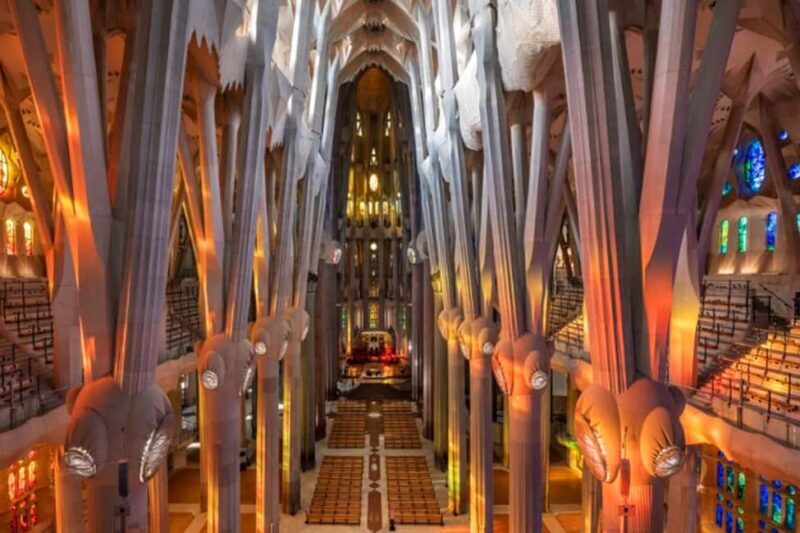 Sagrada Familia Guided Tour with Tower Access - Who Should Consider This Tour?