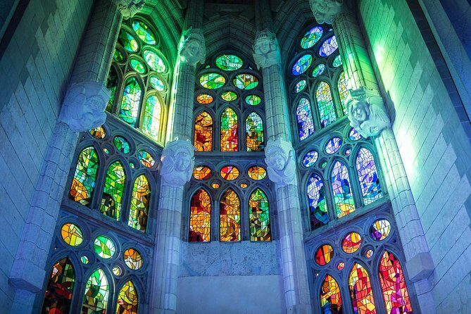 Sagrada Familia Monolingual Tour with Skip the Line Ticket - Final Reflection