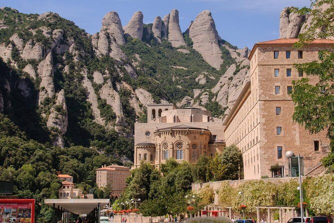 Sagrada Familia & Montserrat Small Group Tour with Hotel pick-up - The Sum Up