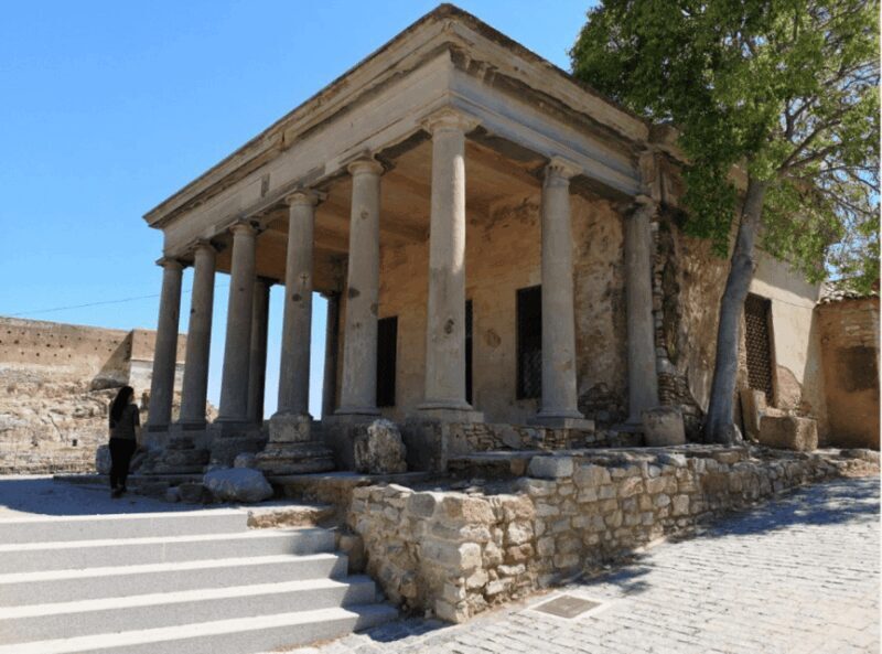 Sagunto: Historic City Guided Walking Tour & San José Caves - The Hidden Wonders of San José Caves