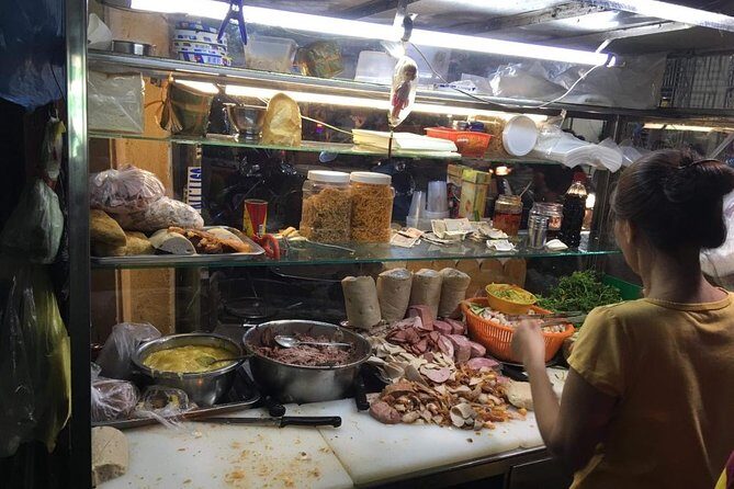 Saigon Night Walking local Street Food Tour with local Student - Key Points