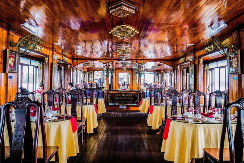 Saigon: Private table on board in a Luxury Cruise - FAQs