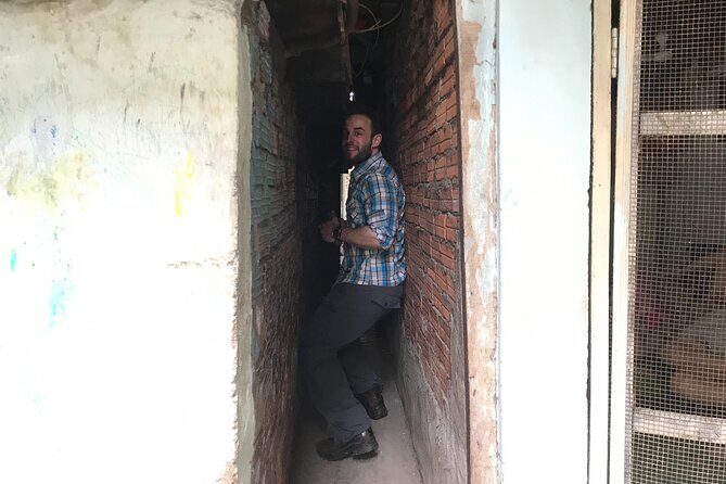 Saigon Slum tour and Saigon Chillspots by motorbike/ Aodai rider - A Deep Dive into the Saigon Slum and Chillspots Motorbike Tour