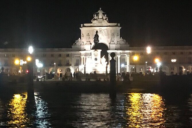 Sail & Dine Sailboat Tour With Sunset - An Unforgettable Lisbon Sunset: Sail & Dine Sailboat Tour