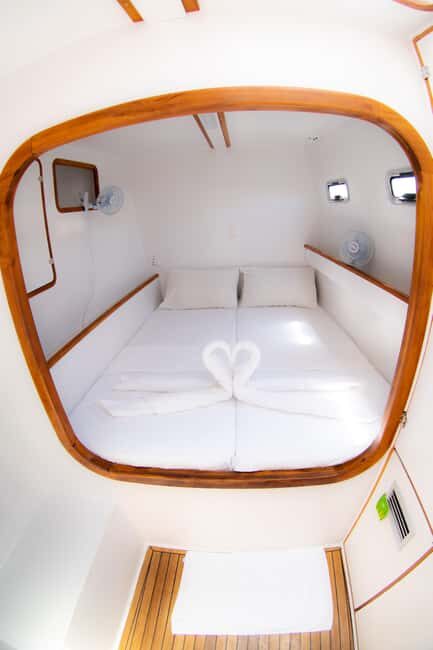 Sail Lanka Charter - 01 Night Cruise In Mirissa - Key Points