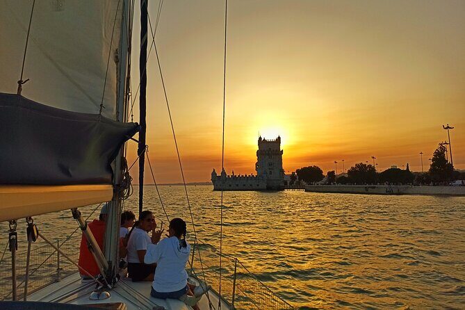 Sailboat Excursion along the Magnificent Tagus River - A Practical Dive into the Lisbon Sailboat Tour