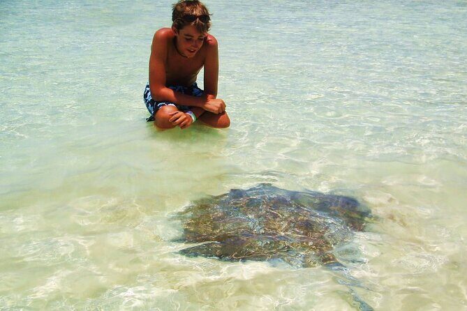 Sailing at Isla Contoy & Isla Mujeres! Snorkel at Ixlache Reef - In-Depth Review of the Sailing Adventure at Isla Contoy & Isla Mujeres