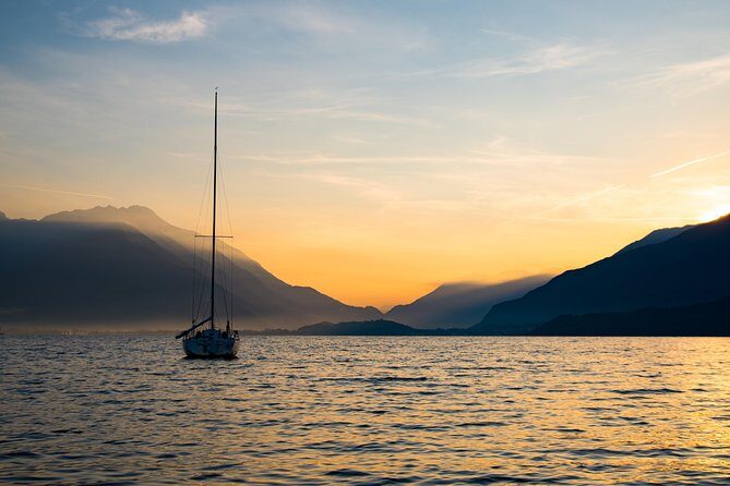 Sailing at Sunset on Lake Como: How to escape from daily routine - Key Points