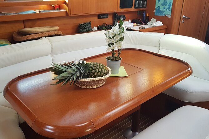 Sailing boat from Santa Teresa di Gallura to the Maddalena Archipelago - Discovering the Maddalena Archipelago on a Sailing Boat