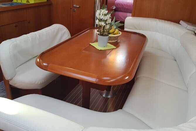Sailing boat from Santa Teresa di Gallura to the Maddalena Archipelago - The Experience on Board