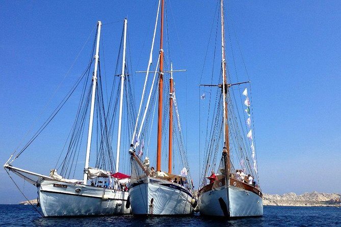 Sailing day in the heart of the Calanques - FAQs
