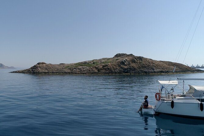 Sailing experience along the coast of Cabo de Gata in Almería - Discover the Authentic Charm of Cabo de Gata by Sailboat