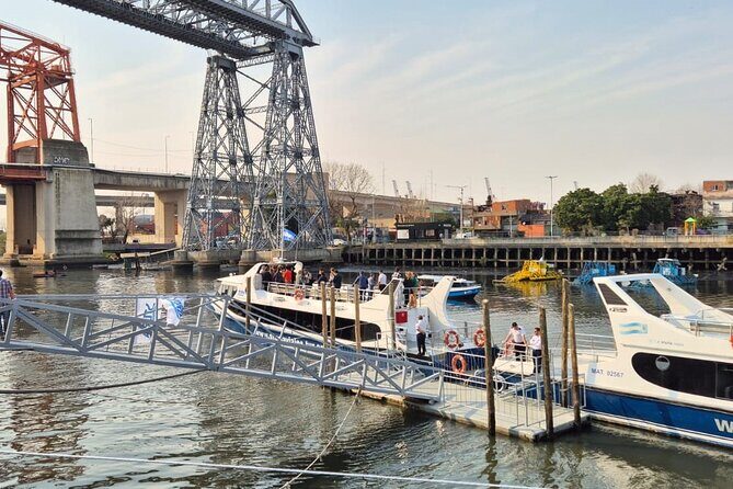 Sailing on the Rio de la Plata Postcards from Buenos Aires - Key Points