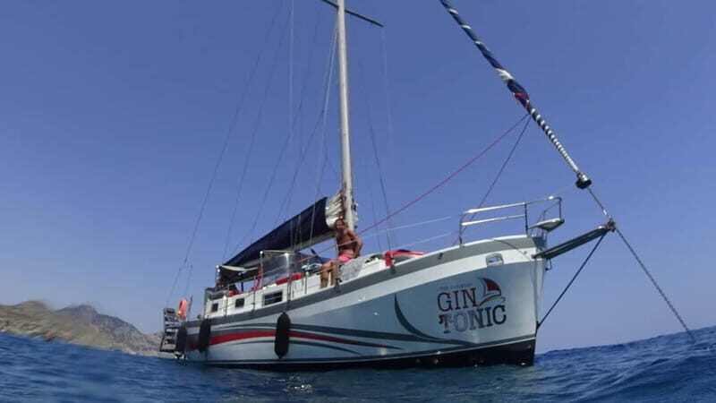 Sailing tour around Lindos with food and drinks - Wrapping It Up