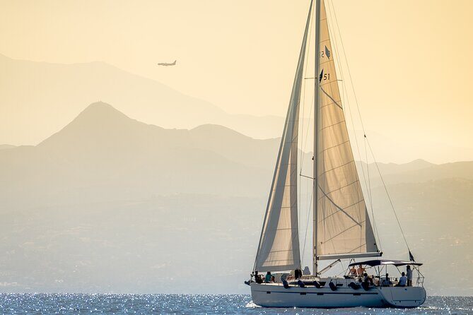 Sailing trip to DIA in Heraklion,Crete(4H) - A Sunset Sailing Trip to Dia in Heraklion, Crete: An Authentic and Relaxing Experience
