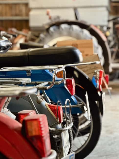 Saint-Emilion: Vintage moped rides and tours - The Sum Up