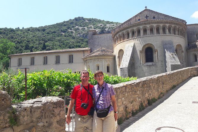 Saint-Guilhem village and cave day tour - Exploring the Itinerary in Detail
