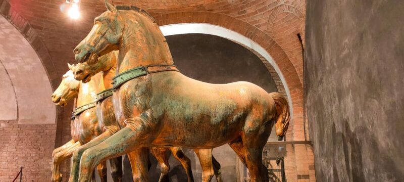 Saint Mark's Basilica with Skip-the-Line - An Inside Look at the Tour Experience