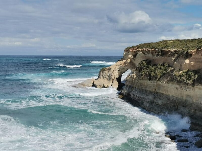Saint Paul's Bay: Hiking Tour with Local Products Picnic - The Picnic Experience
