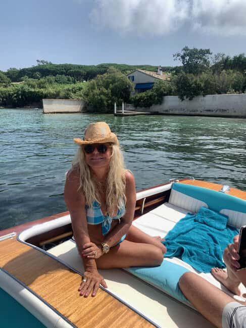 Saint-Tropez: Private Classic RIVA Boat Tour - Setting the Scene: What’s This Tour All About?