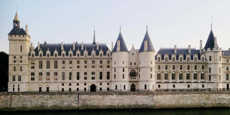 Sainte Chapelle & Conciergerie Private Guided Tour - A Closer Look at the Tour Experience