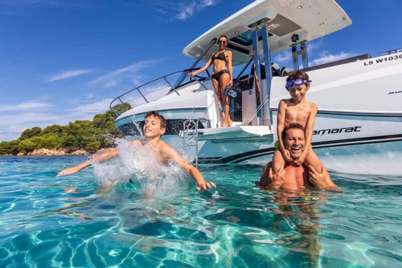 Sainte-Maxime: Golfe de Saint Tropez Private Boat Tour - Exploring the French Riviera by Private Boat