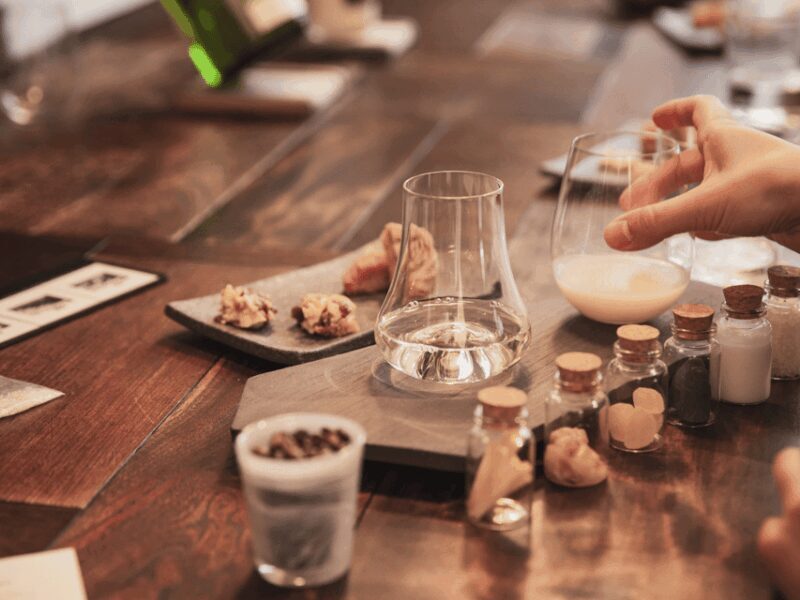 Sake Tasting Omakase Experience by Certified Sommeliers - Key Points