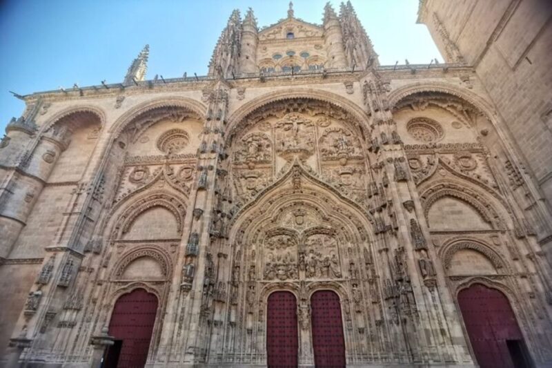 Salamanca: Guided Sightseeing Tour by Bicycle - Authentic Experiences and Authentic Sights
