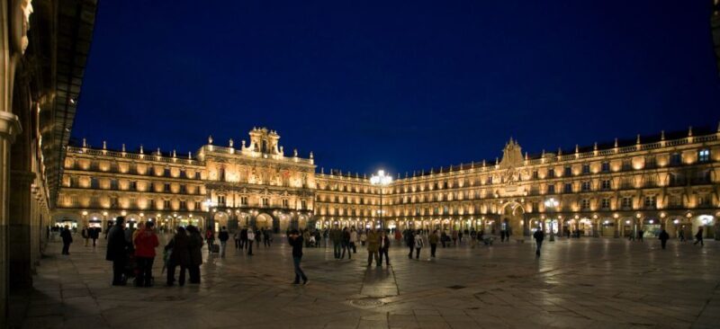 Salamanca: Local Legends Evening Walking Tour in Spanish - Discover Salamanca’s Hidden Gems on a Local Legends Evening Walking Tour