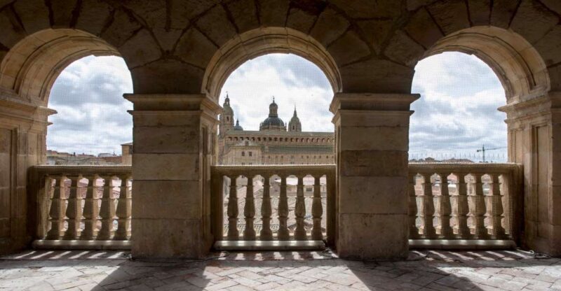 Salamanca: Monterrey Palace Audio-Guided Tour - A Detailed Look at the Experience