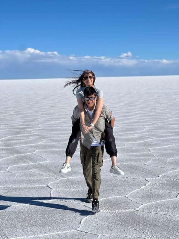 Salar de Uyuni 1 day tour with English speaking guide - An In-Depth Look at the Salar de Uyuni 1-Day Tour