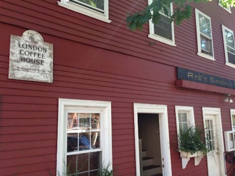 Salem 101 General History Tour (Massachusetts) - The Charm of the McIntire District