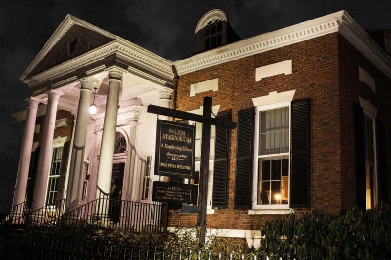 Salem Ghost Tours: Witches & Wicked Whispers - Salem Ghost Tours: Witches & Wicked Whispers — An Unforgettable Night Walk Through Haunted Salem