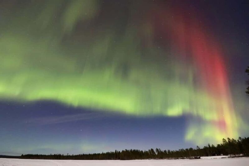 Sälen: Northern Lights Snowshoe Adventure with Pickup - Warmth and Comfort in the Cold