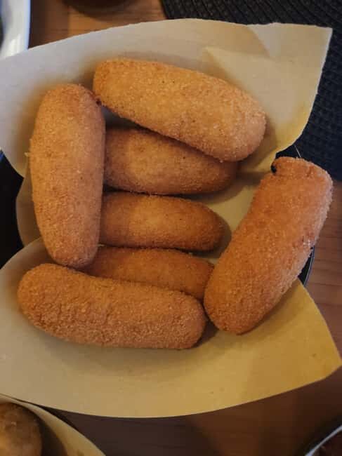 Salento Tasting: Local Bites, Wine & Traditional Flavors - A Detailed Look at the Experience