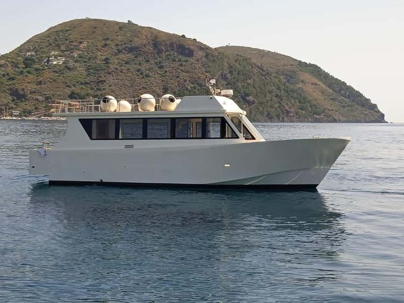 Salina tour: boat excursion with snorkeling, departure from Lipari - Why This Tour Is Worth It