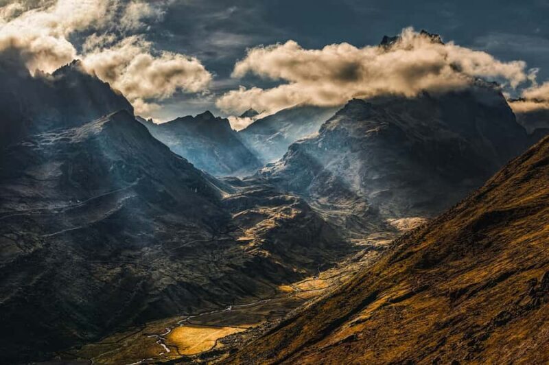 Salkantay trek to Machu Picchu  5D/4N  Premium - The Experience on the Trail