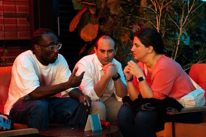 Salsa & Bachata Nightlife Tour in Medellín with a Local Dancer - The Real Deal: A Deep Dive into the Medellín Nightlife Tour